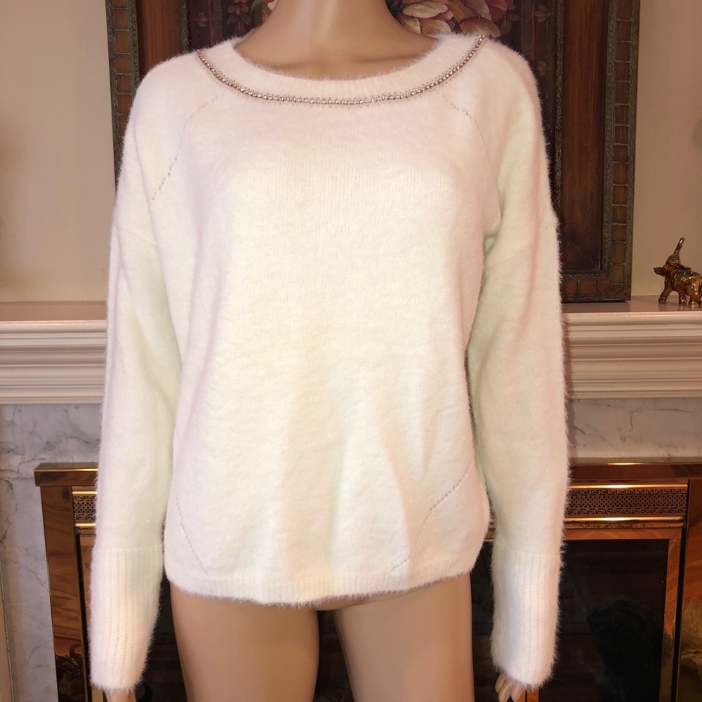 NWOT Jennifer Lopez Sweater